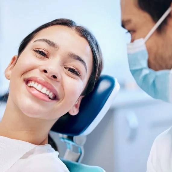 professional teeth cleaning Toronto